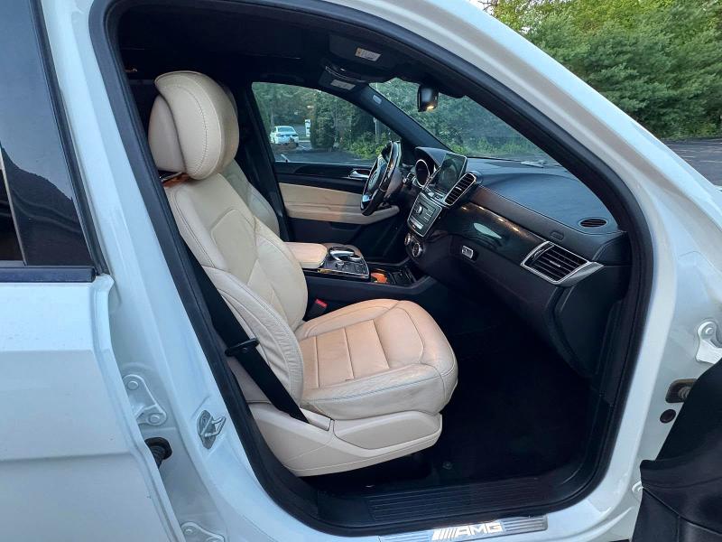 2018 Mercedes-Benz GLE-Class VIN 4JGDA6EBXJB015814 COPART salvage auction — MINOR DENT/SCRATCHES, Tx - Certificate Of Title (P), sold $19,100 on 2026-09-14 (photo 9)