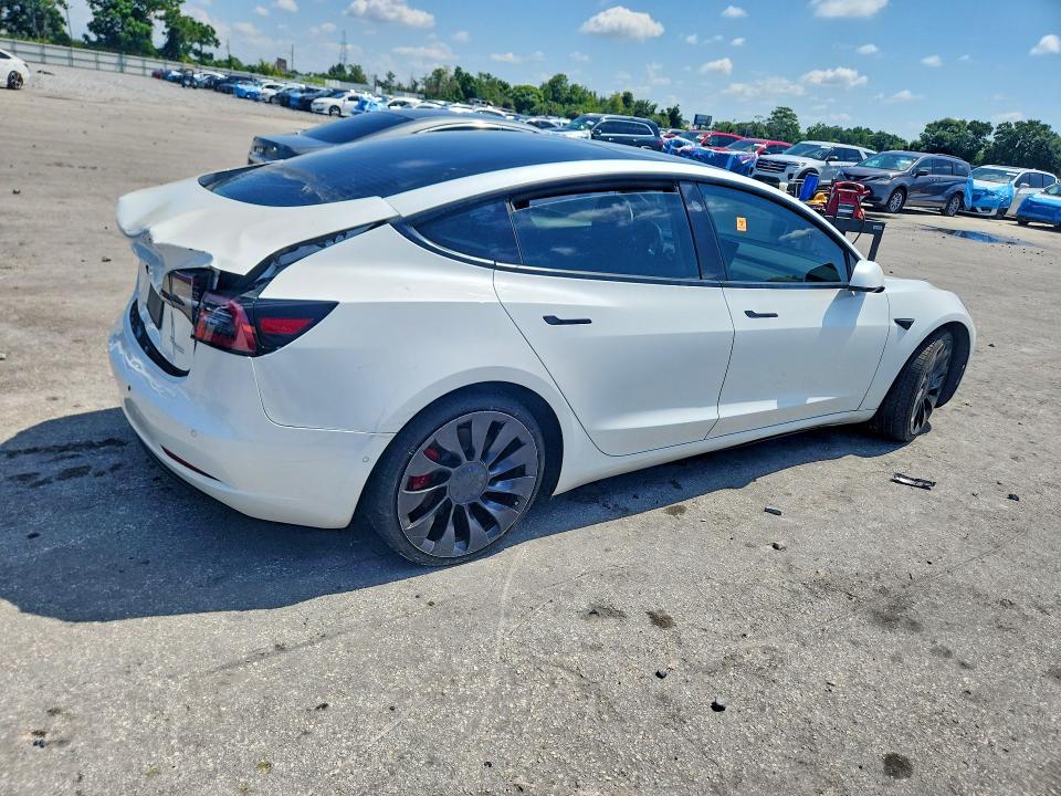 2021 Tesla Model 3 VIN 5YJ3E1ECXMF088456 COPART salvage auction — REAR END, Fl - Certificate Of Title, sold $5,100 on 2026-07-28 (photo 3)