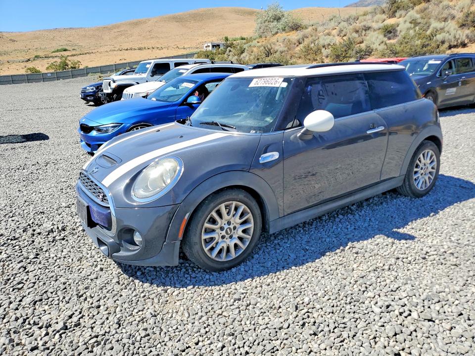 2016 Mini Cooper VIN WMWXP7C51G3B92550 COPART salvage auction — SIDE, NV - SALVAGE TITLE, sold $1,550 on 2026-09-03 (photo 1)