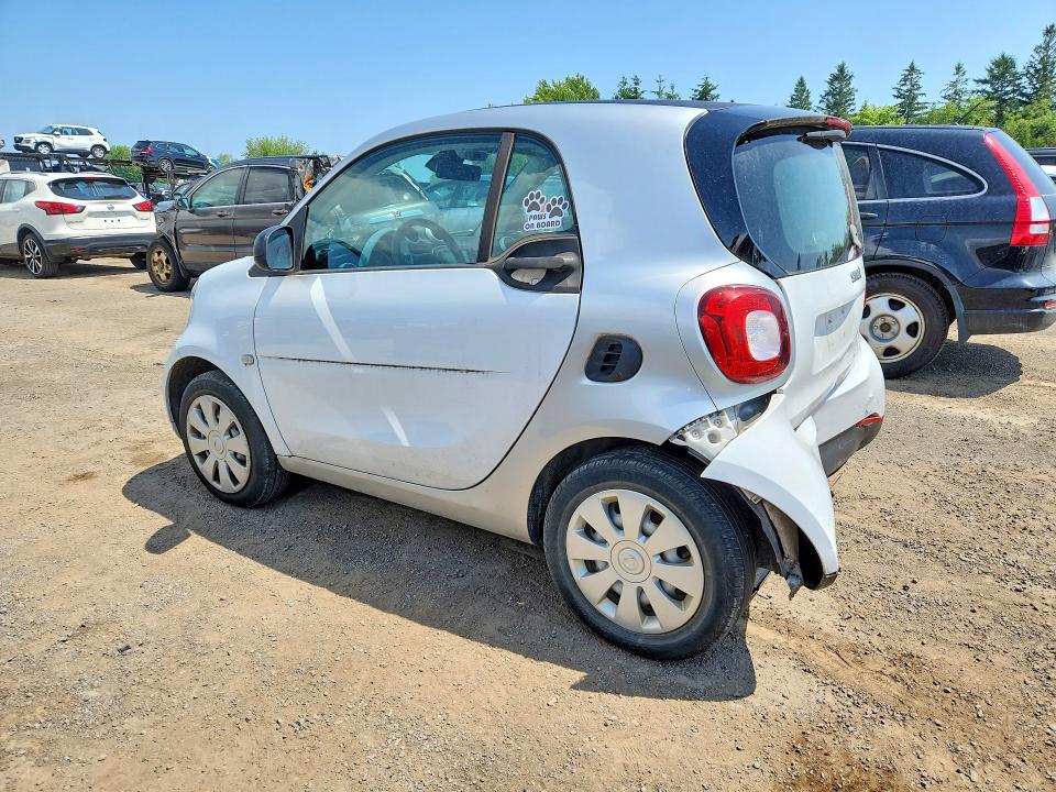 2016 Smart Fortwo VIN WMEFJ5DA9GK153905 COPART salvage auction — REAR END, ON - PERMIT SALVAGE, sold $250 on 2026-07-21 (photo 2)