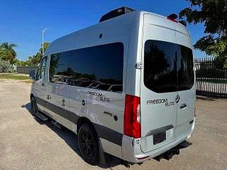 2022 Mercedes-benz Sprinter VIN W1X4EBHY0NP484324 COPART salvage auction — WATER/FLOOD, Fl - Certificate Of Destruction (P), sold $44,000 on 2026-09-04 (photo 2)