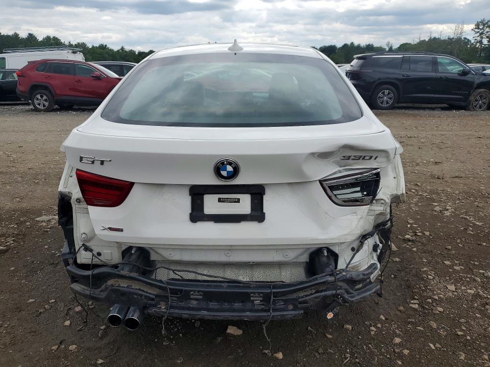 2018 BMW 3er VIN WBA8Z9C51JG827807 COPART salvage auction — REAR END, Pa - Certificate Of Salvage, sold $3,200 on 2026-08-17 (photo 6)