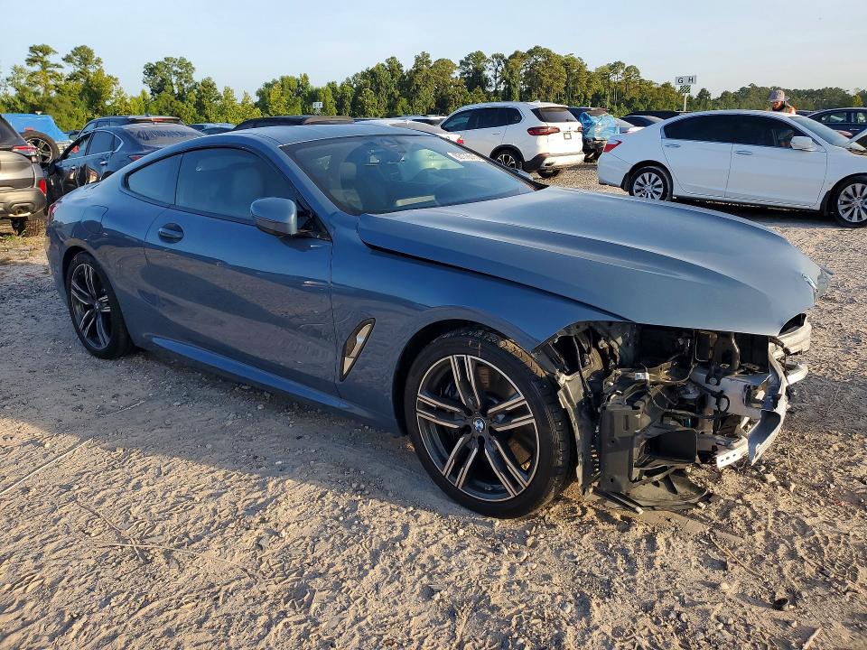 2022 BMW 8er VIN WBAAE2C00NCG86527 COPART salvage auction — FRONT END, Salvage Title, sold $20,400 on 2026-08-25 (photo 4)