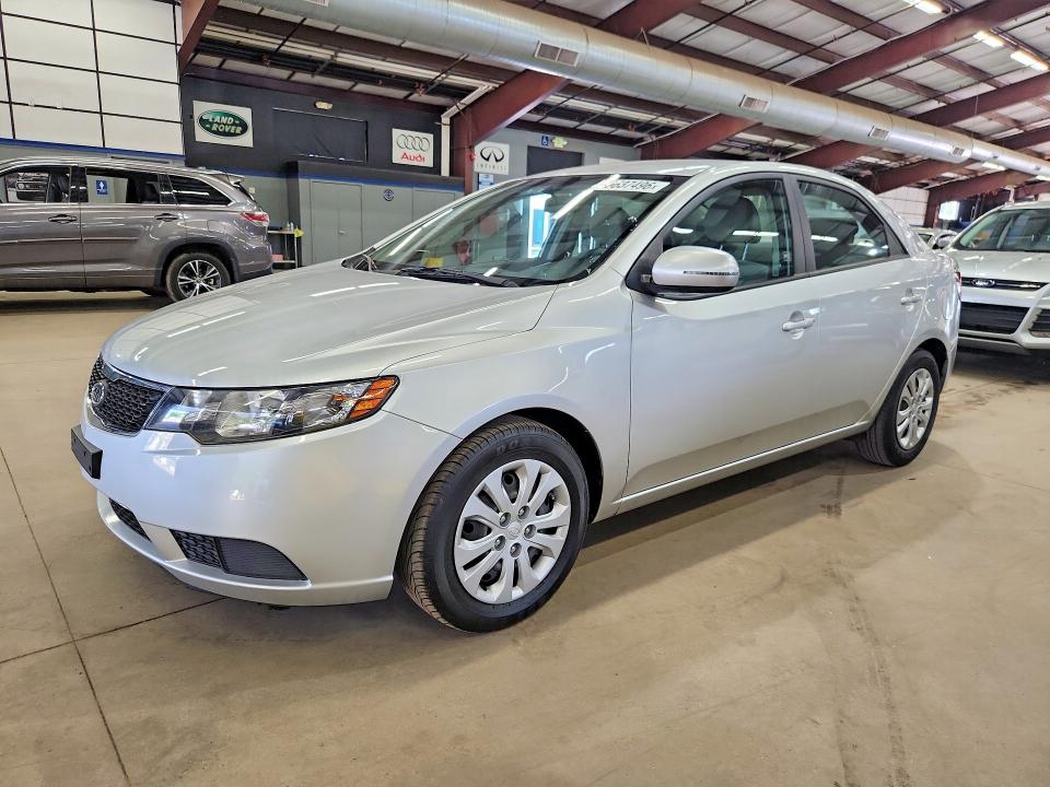 2011 Kia Forte VIN KNAFU4A27B5421366 COPART salvage auction — MINOR DENT/SCRATCHES, Ma - Certificate Of Title (P), sold $1,850 on 2026-07-09 (photo 1)