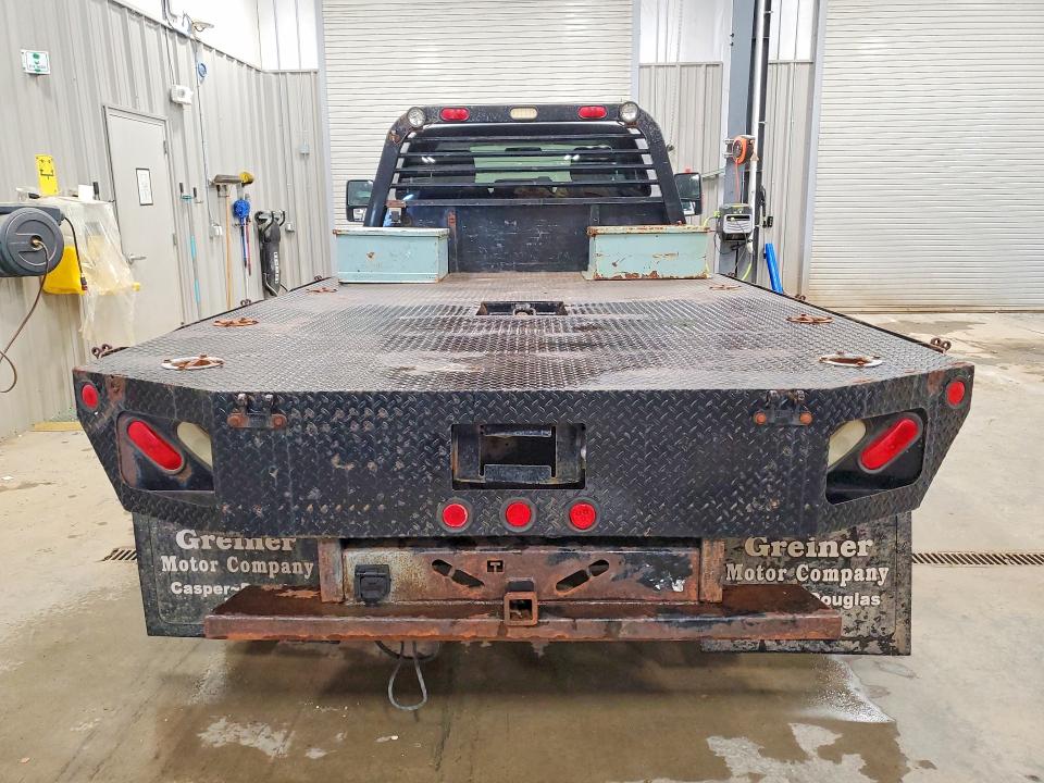 2012 Ford F-550 super duty VIN 1FDUF5HT2CEA35301 COPART salvage auction — NORMAL WEAR, WY - CERTIFICATE OF TITLE, sold $700 on 2026-07-29 (photo 6)