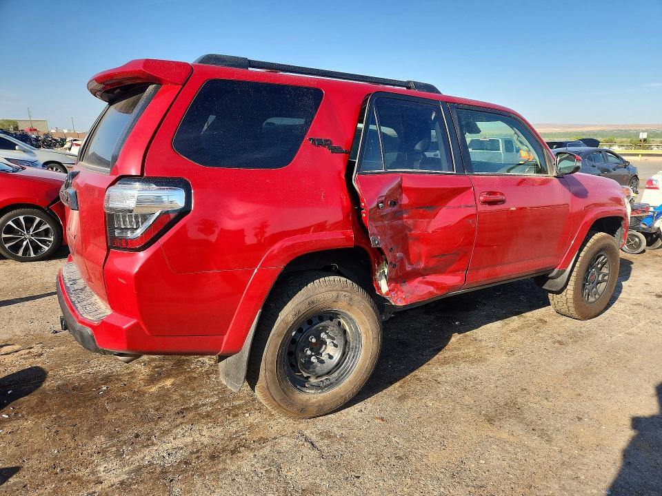 2024 Toyota 4runner VIN JTERU5JR8R6274347 COPART salvage auction — SIDE, Nm - Cert Of Title-Salvage, sold $425 on 2026-07-23 (photo 3)