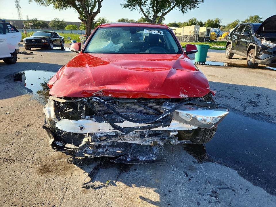 2015 BMW 3er VIN WBA3B3G58FNR87711 COPART salvage auction — FRONT END, FL - CERT OF TITLE SLVG REBUILDABLE, sold $10 on 2026-07-21 (photo 5)