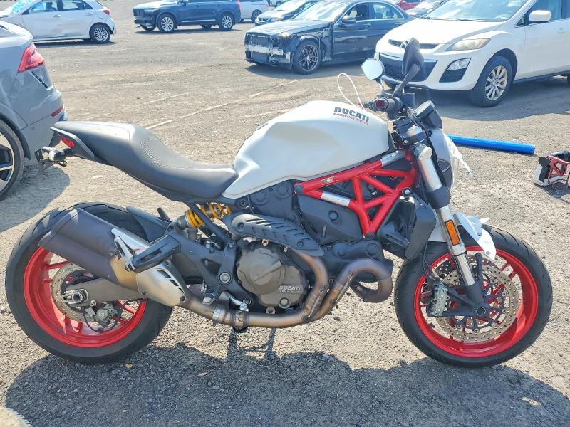 2015 Ducati Monster VIN ZDM1RBTS1FB014722 COPART salvage auction — FRONT END, Qc - Gravement Accidente, sold $1,150 on 2026-08-18 (photo 1)