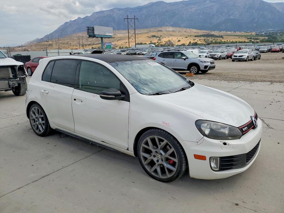 2013 Volkswagen Gti VIN WVWHV7AJ3DW129633 COPART salvage auction — REAR END, Ut - Salvage Certificate, sold $1,450 on 2026-08-17 (photo 4)