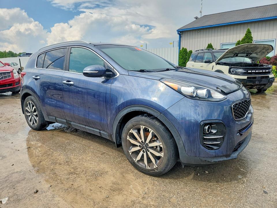 2018 Kia Sportage VIN KNDPN3AC2J7352631 COPART salvage auction — Burn Interior, KY - BILL OF SALE/PART ONLY/NO TITL, sold $550 on 2026-07-23 (photo 4)