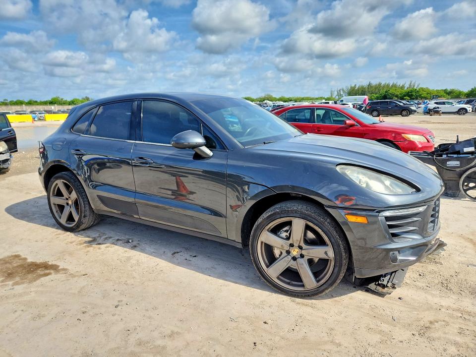 2017 Porsche Macan VIN WP1AB2A57HLB14493 COPART salvage auction — FRONT END, Fl - Cert Of Title Slvg Rebuildable, sold $7,300 on 2026-08-12 (photo 4)