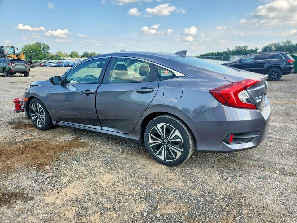 2018 Honda Civic VIN JHMFC1F72JX044181 COPART salvage auction — FRONT END, Wi - Certificate Of Title, sold $6,100 on 2026-07-28 (photo 2)
