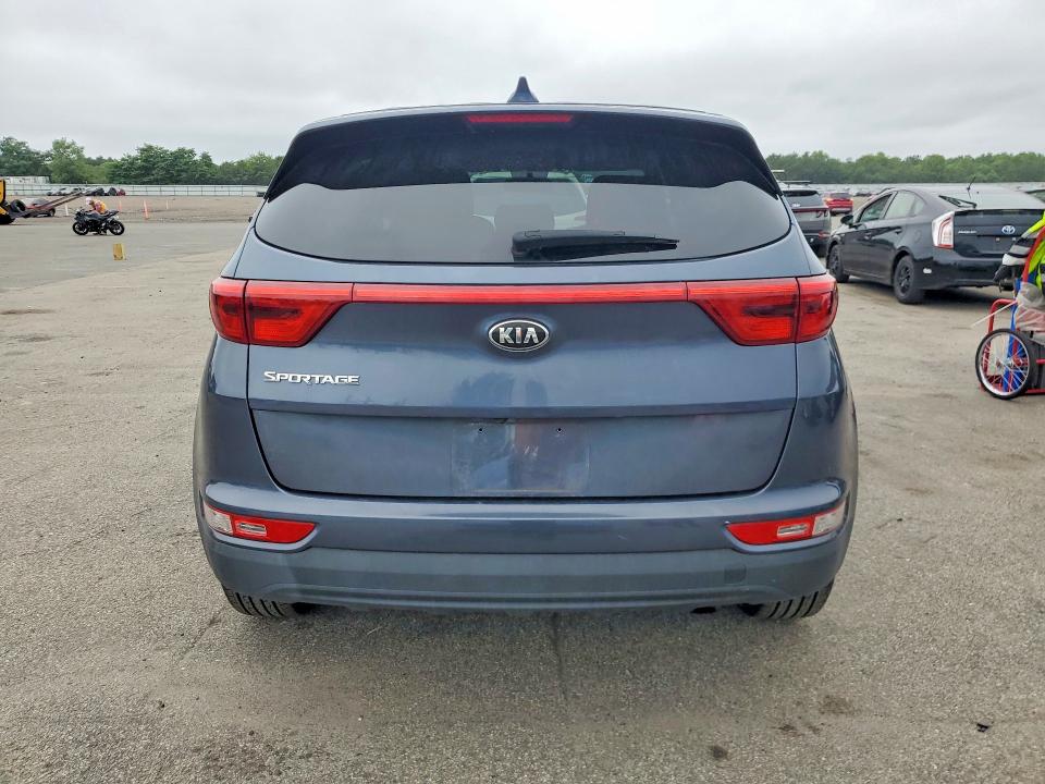 2017 Kia Sportage VIN KNDPMCAC5H7117637 COPART salvage auction — MINOR DENT/SCRATCHES, NY - CERTIFICATE OF TITLE, sold $2,850 on 2026-07-27 (photo 6)