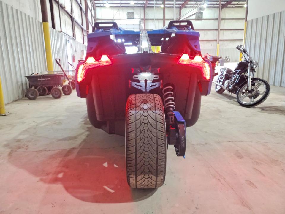 2018 Polaris Slingshot VIN 57XAARFA2J8125968 COPART salvage auction — FRONT END, Oh - Cert Of Title-Salvage, sold $5,800 on 2026-08-22 (photo 4)