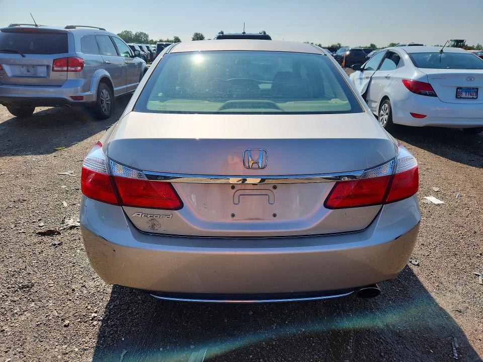 2014 Honda Accord VIN 1HGCR2F33EA072779 COPART salvage auction — FRONT END, Il - Certificate Of Title, sold $7,500 on 2026-07-09 (photo 6)