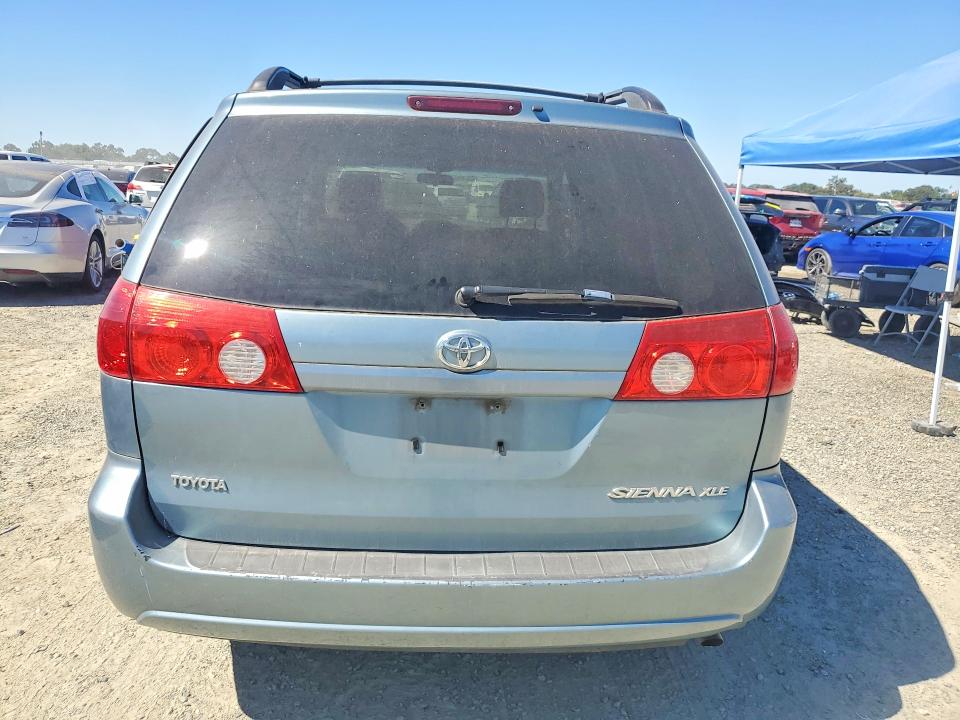 2008 Toyota Sienna VIN 5TDZK22C48S152280 COPART salvage auction — MINOR DENT/SCRATCHES, Ca - Dis/Dlr/Exp App For Dup Clean, sold $700 on 2026-07-30 (photo 6)