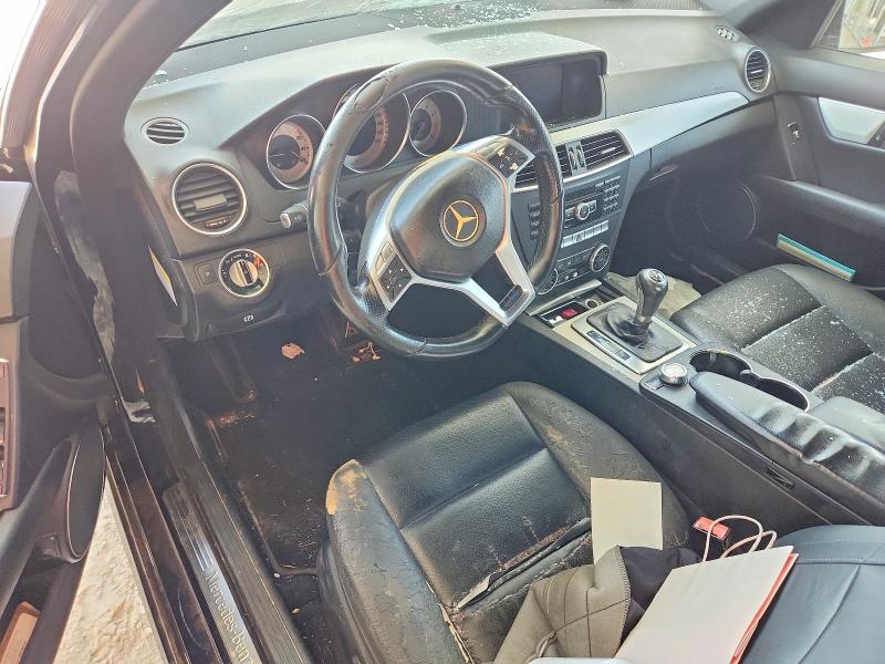 2014 Mercedes-benz C class VIN WDDGF8AB3ER312818 COPART salvage auction — HAIL, Mo - Certificate Of Title, sold $450 on 2026-07-21 (photo 8)