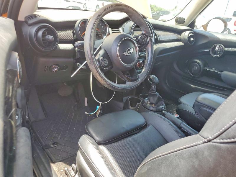 2017 Mini Cooper VIN WMWXP7C57H3B93820 COPART salvage auction — FRONT END, Fl - Cert Of Title Slvg Rebuildable, sold $2,200 on 2026-08-19 (photo 8)