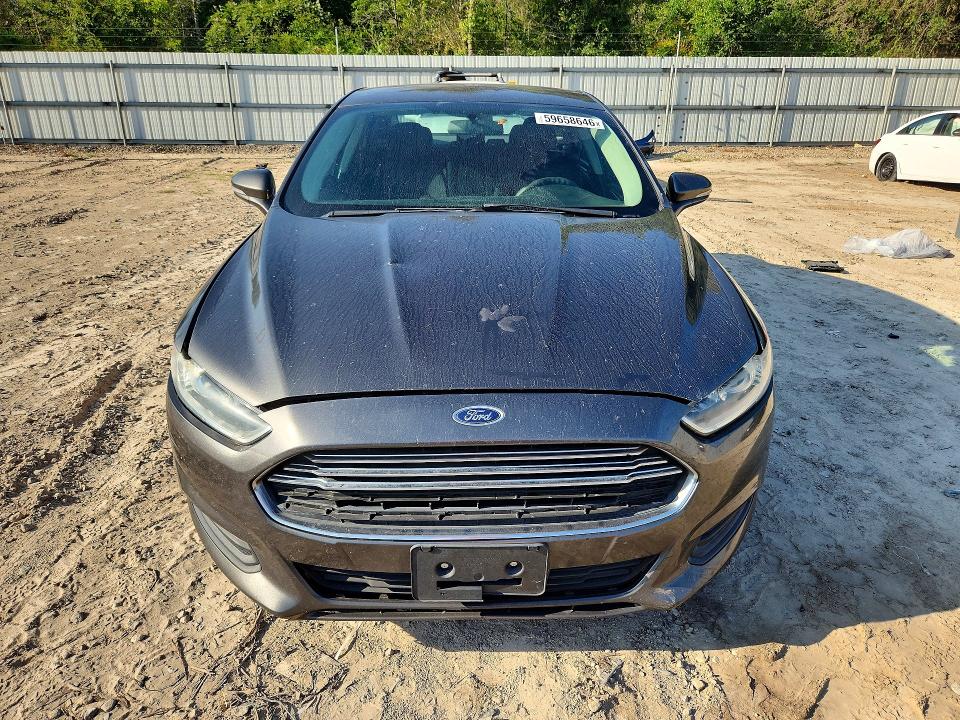 2016 Ford Fusion VIN 3FA6P0H76GR146068 COPART salvage auction — REAR END, Fl - Cert Of Title Slvg Rebuildable, sold $475 on 2026-07-24 (photo 5)