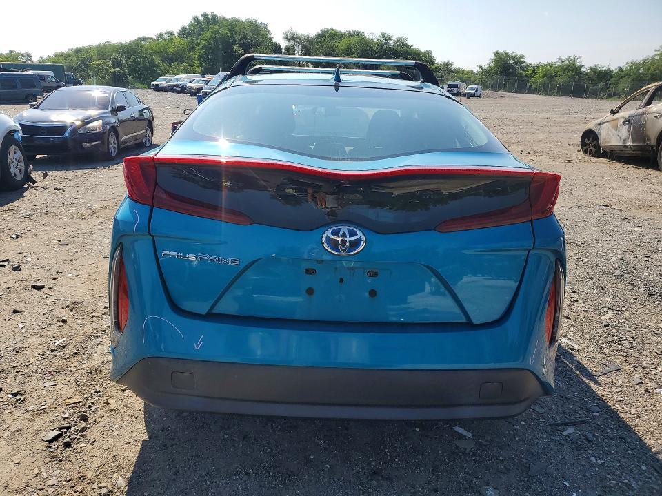 2017 Toyota Prius VIN JTDKARFP6H3045498 COPART salvage auction — SIDE, Md - Cert Of Salvage > 75% Damage, sold $4,400 on 2026-07-16 (photo 6)