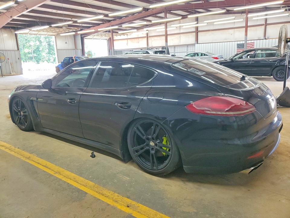 2016 Porsche Panamera VIN WP0AD2A77GL040584 COPART salvage auction — FRAME DAMAGE, NC - DLR ONLY-CLEAN/OVER 25% DAMAGE, sold $11,000 on 2026-07-29 (photo 2)