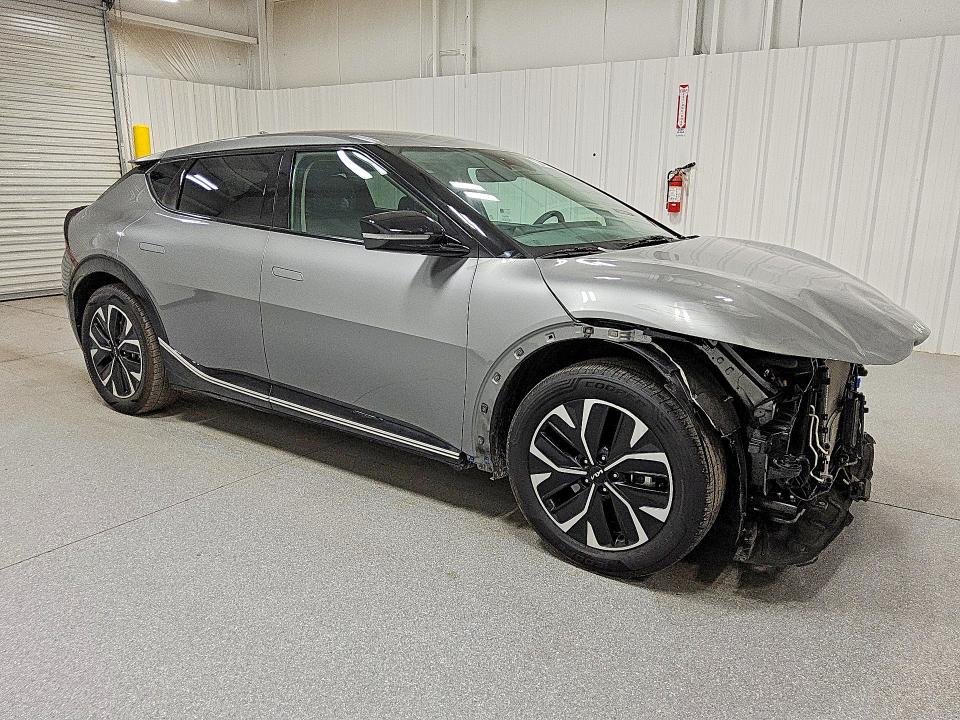2024 Kia Ev6 VIN KNDC34LA4R5197495 COPART salvage auction — FRONT END, AZ - CERTIFICATE OF TITLE, sold $225 on 2026-07-27 (photo 4)
