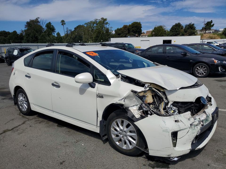 2012 Toyota Prius VIN JTDKN3DP5C3020251 COPART salvage auction — FRONT END, Ca - Salvage Certificate, sold $4,350 on 2026-07-31 (photo 4)