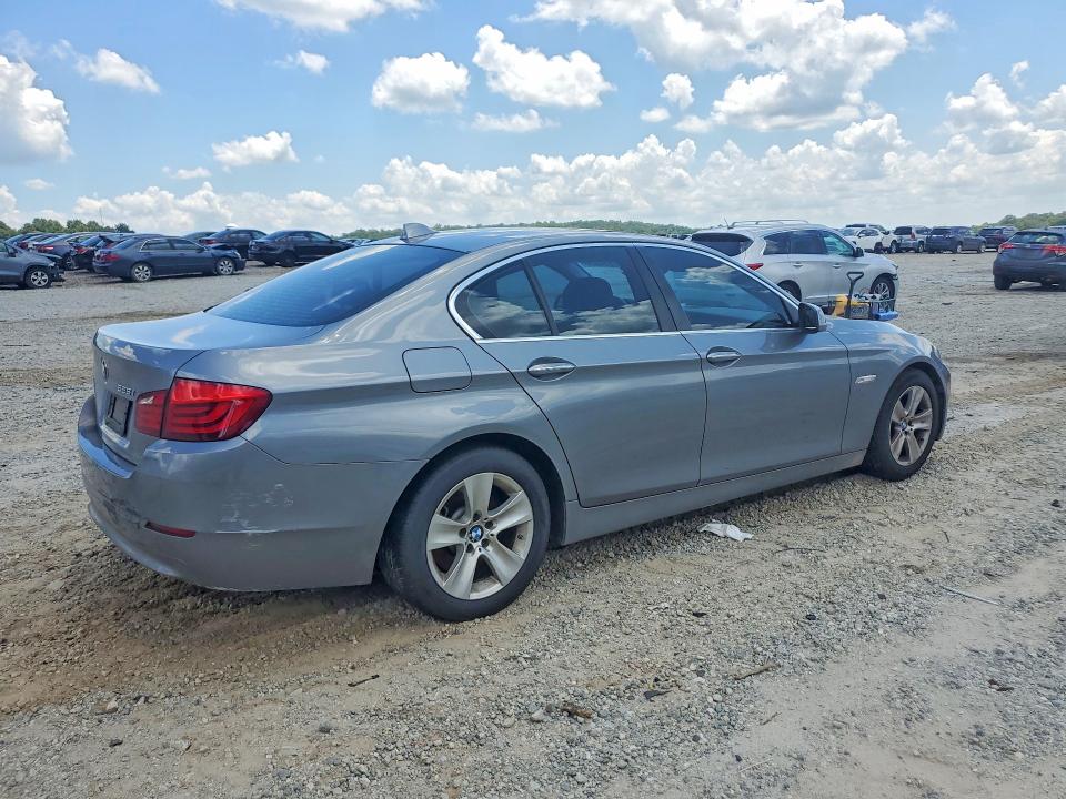 2013 BMW 5er VIN WBAXG5C53DD228570 COPART salvage auction — REAR END, Ga - Certificate Of Title, sold $275 on 2026-07-29 (photo 3)