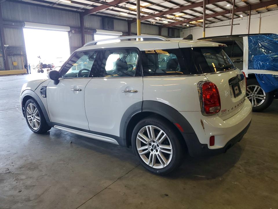 2020 Mini Cooper VIN WMZYW3C03L3L23718 COPART salvage auction — NORMAL WEAR, Fl - Certificate Of Title, sold $6,400 on 2026-08-12 (photo 2)