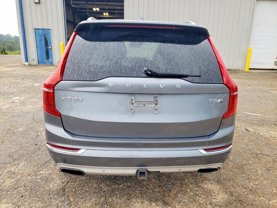 2017 Volvo Xc90 VIN YV4BC0PL8H1115142 COPART salvage auction — WATER/FLOOD, Va - Cert Of Title-Flood, sold $6,900 on 2026-08-21 (photo 6)