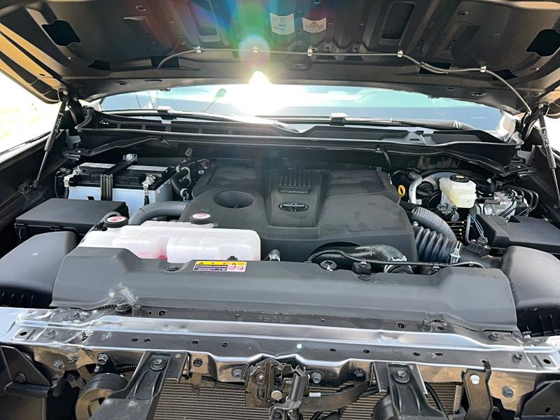 2026 Toyota Tundra VIN 5TFKB5AB4TX052680 COPART salvage auction — NORMAL WEAR, TX - CERT OF TITLE-REBUILT SALVAGE (P), sold $31,000 on 2026-07-30 (photo 7)