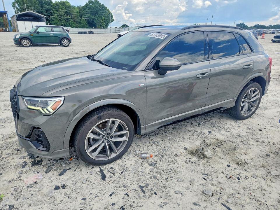 2022 Audi Q3 VIN WA1EECF30N1043372 — COPART salvage auction photo