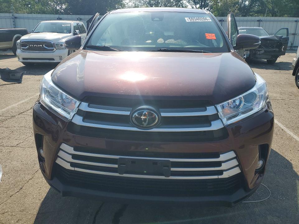 2018 Toyota VIN 5TDBZRFH2JS863042 COPART salvage auction — SIDE, Oh - Cert Of Title-Salvage, sold $5,600 on 2026-07-15 (photo 5)
