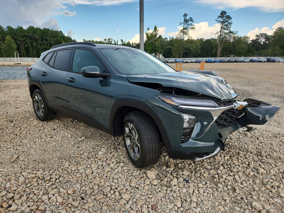 2026 Chevrolet Trax VIN KL77LHEP0TC180526 COPART salvage auction — FRONT END, LA - CERTIFICATE OF TITLE, sold $7,500 on 2026-07-22 (photo 4)