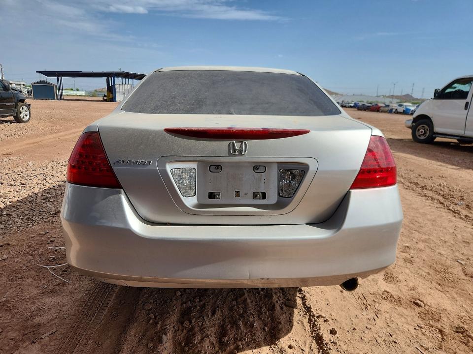 2007 Honda Accord VIN JHMCM56437C004284 COPART salvage auction — MINOR DENT/SCRATCHES, AZ - CERTIFICATE OF TITLE, sold $425 on 2026-07-21 (photo 6)