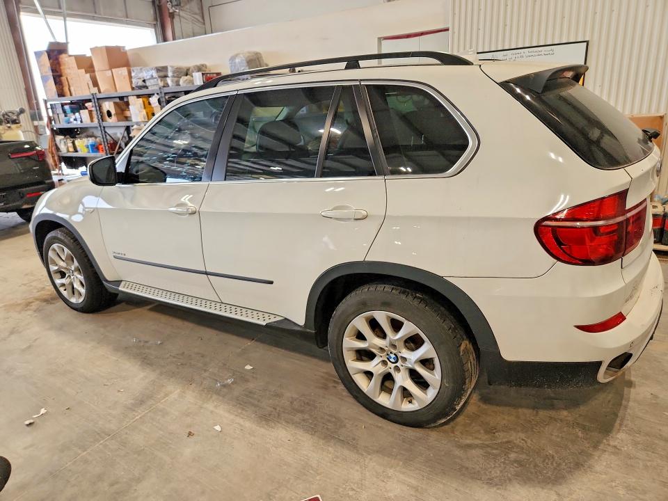 2013 BMW X5 VIN 5UXZV4C52D0G51905 COPART salvage auction — FRONT END, Ne - Certificate Of Title, sold $225 on 2026-07-28 (photo 2)