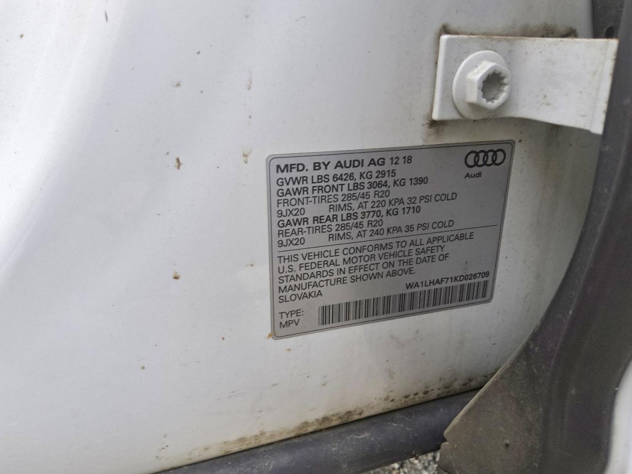 2019 Audi Q7 VIN WA1LHAF71KD026709 COPART salvage auction — MINOR DENT/SCRATCHES, Oh - Certificate Of Title (P), sold $10,600 on 2026-08-25 (photo 5)