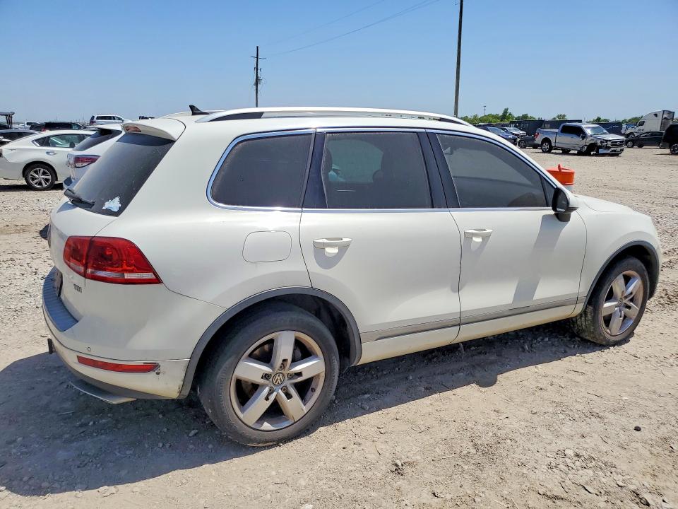 2012 Volkswagen Touareg VIN WVGFK9BPXCD005038 COPART salvage auction — MECHANICAL, TX - CERTIFICATE OF TITLE, sold $675 on 2026-07-27 (photo 3)
