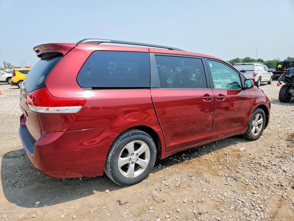 2011 Toyota Sienna VIN 5TDKK3DC9BS031644 COPART salvage auction — FRONT END, Oh - Certificate Of Title, sold $1,300 on 2026-07-24 (photo 3)