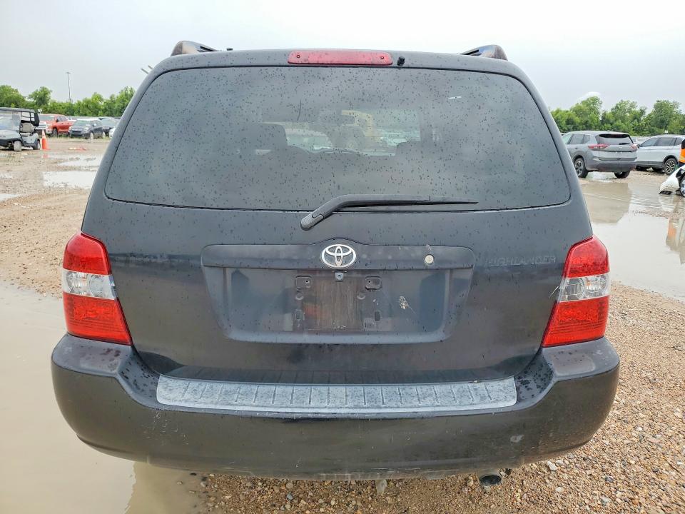 2005 Toyota Highlander VIN JTEGP21AX50070007 COPART salvage auction — MINOR DENT/SCRATCHES, TX - CERTIFICATE OF TITLE, sold $1,150 on 2026-07-31 (photo 6)