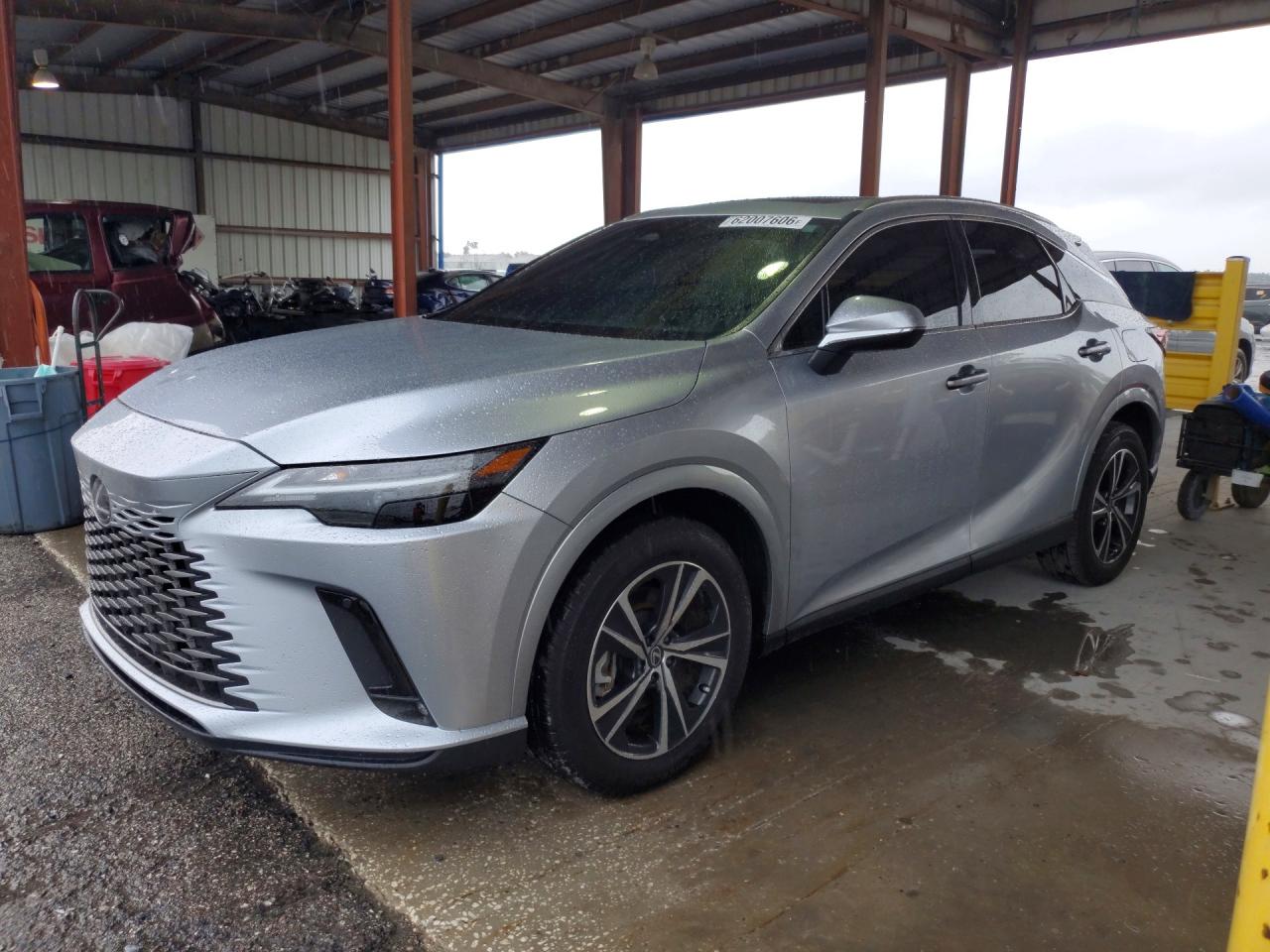 2026 Lexus RX 350h VIN 2T2BBMCA8TC105549 — COPART salvage auction photo