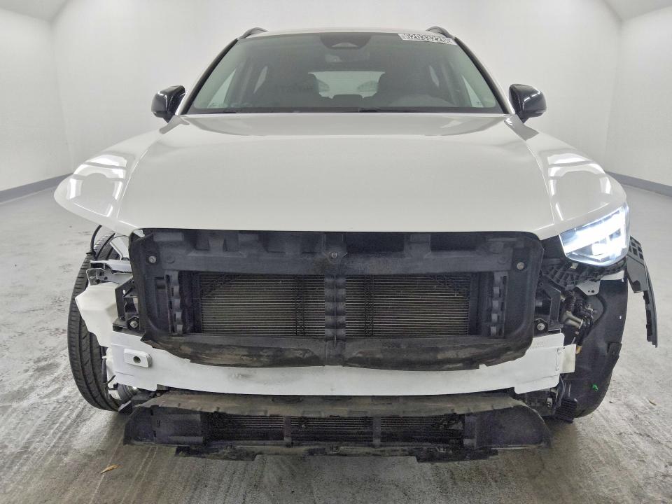 2024 Volvo Xc40 VIN YV4L12UK2R2211653 COPART salvage auction — FRONT END, CA - CERTIFICATE OF TITLE, sold $14,100 on 2026-08-04 (photo 5)