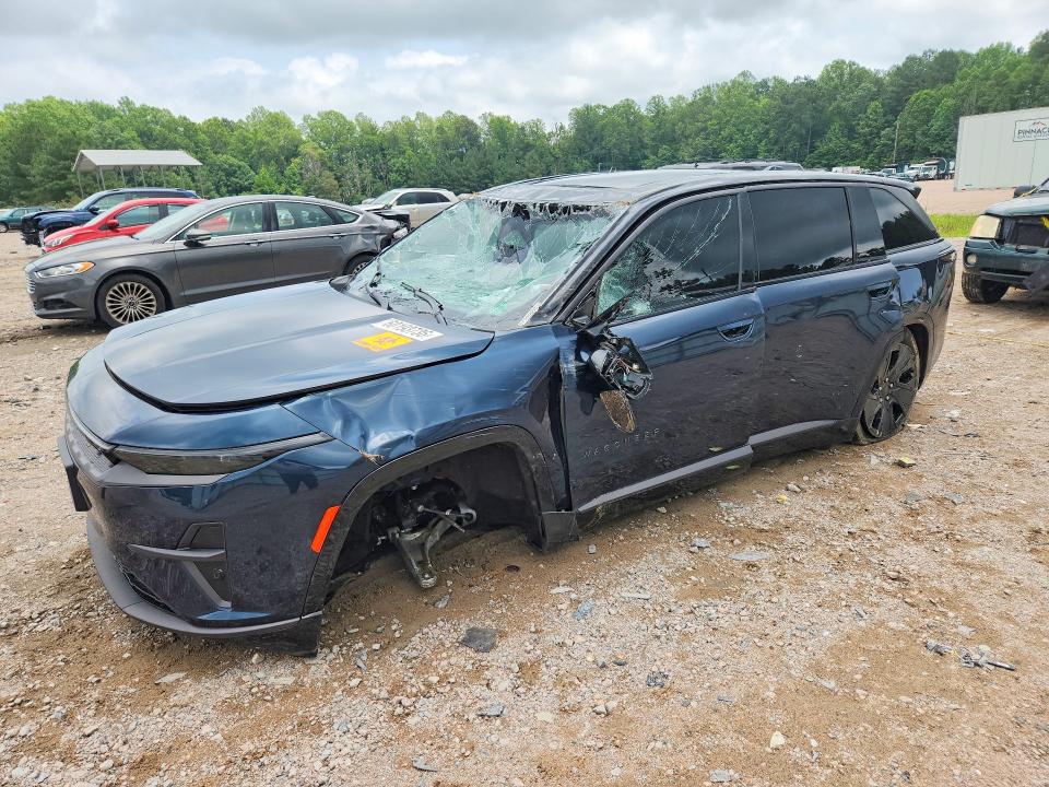 2025 Jeep Grand wagoneer VIN 3C4RJNAK6ST590096 — COPART salvage auction photo