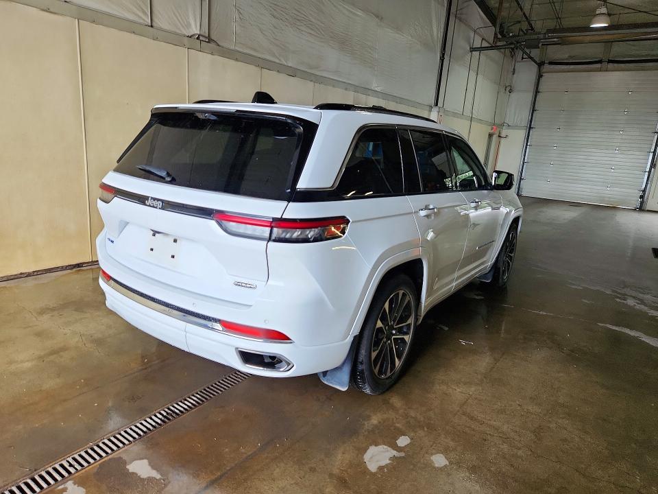 2022 Jeep Cherokee VIN 1C4RJYD60N8764781 COPART salvage auction — MINOR DENT/SCRATCHES, Ct - Clean Title, sold $9,200 on 2026-07-21 (photo 3)