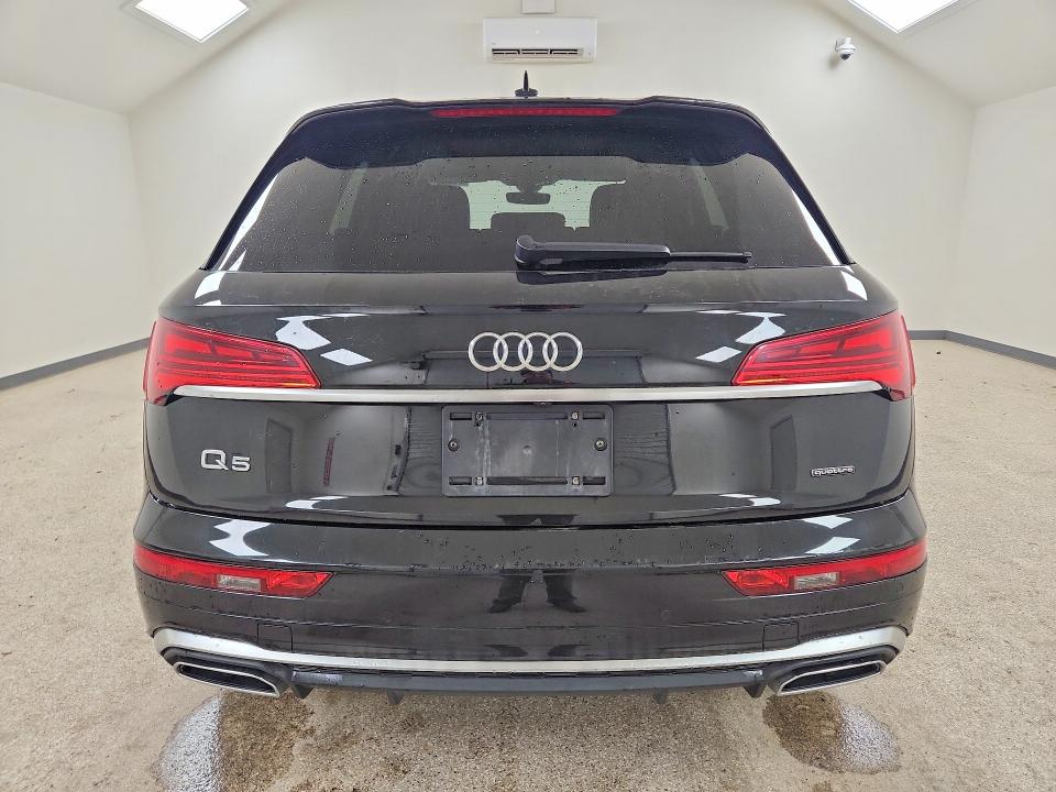 2024 Audi Q5 VIN WA1EAAFY5R2064374 COPART salvage auction — MINOR DENT/SCRATCHES, Tx - Certificate Of Title (P), sold $15,300 on 2026-07-22 (photo 6)