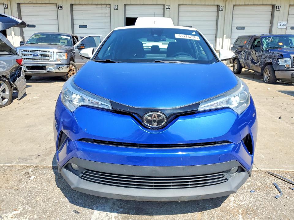2018 Toyota C-hr VIN NMTKHMBX2JR025336 COPART salvage auction — MINOR DENT/SCRATCHES, IN - CERTIFICATE OF TITLE, sold $4,200 on 2026-07-20 (photo 5)