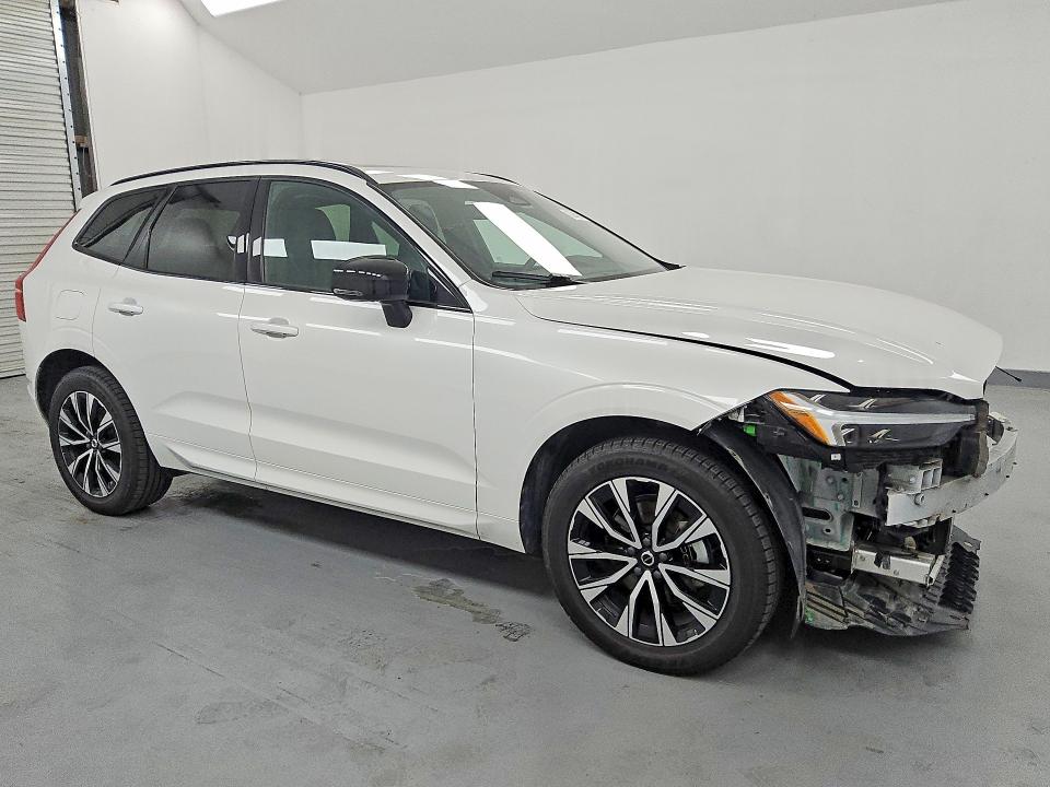 2024 Volvo Xc60 VIN YV4L12RL2R1911857 COPART salvage auction — FRONT END, TX - CERTIFICATE OF TITLE, sold $175 on 2026-07-28 (photo 4)