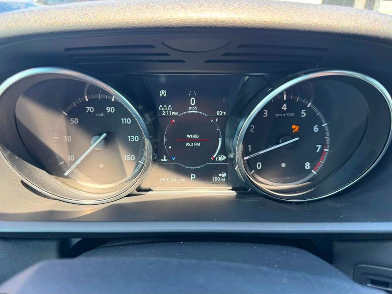 2020 Land rover Discovery VIN SALRG2RV7L2424760 COPART salvage auction — NORMAL WEAR, In - Certificate Of Title (P), sold $10,900 on 2026-07-27 (photo 8)