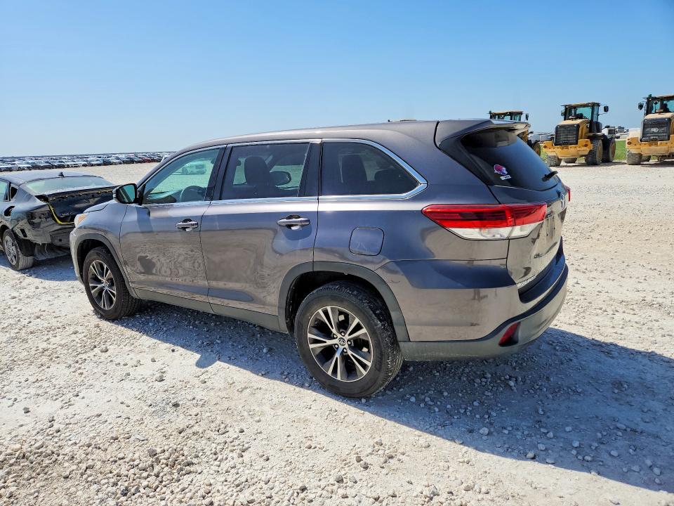 2019 Toyota Highlander VIN 5TDZZRFH0KS296281 COPART salvage auction — MINOR DENT/SCRATCHES, Tx - Certificate Of Title (P), sold $2,500 on 2026-08-13 (photo 2)