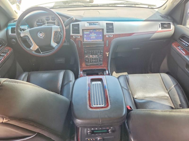 2014 Cadillac Escalade VIN 1GYS4CEF8ER207051 COPART salvage auction — FRONT END, Mi - Certificate Of Title, sold $1,700 on 2026-07-30 (photo 8)